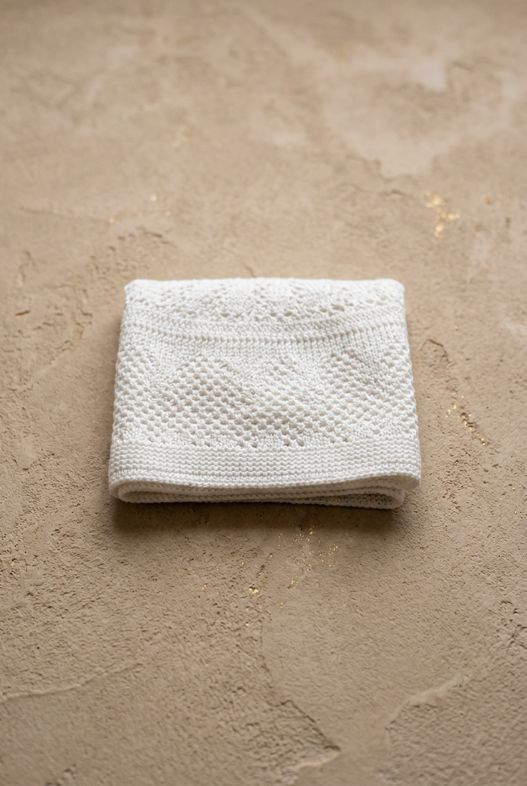 White knitted sunnah kufi cap